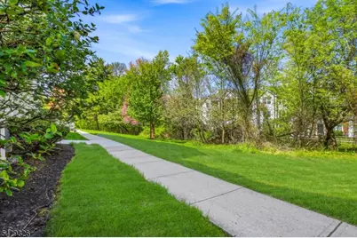 808 Breckenridge Dr, Branchburg Township, NJ 08876 - Photo 17