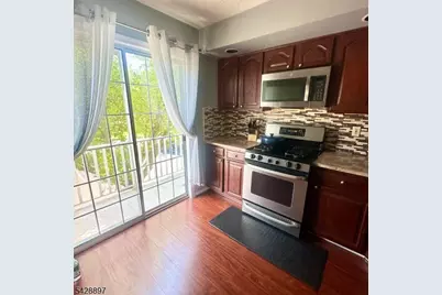 4001 Riddle Ct, Bridgewater, NJ 08807 - Photo 3