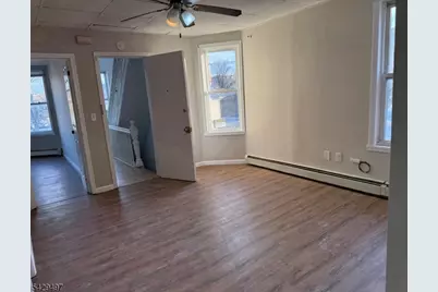 85 Holsman St, Paterson, NJ 07522 - Photo 3