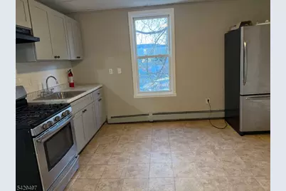 85 Holsman St, Paterson, NJ 07522 - Photo 7