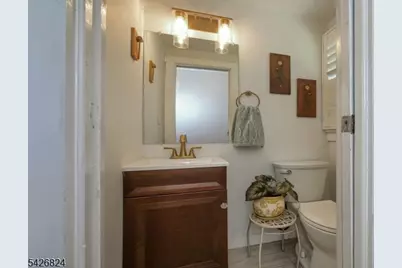 39 Elm St, Butler, NJ 07405 - Photo 11