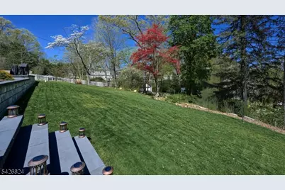 39 Elm St, Butler, NJ 07405 - Photo 3