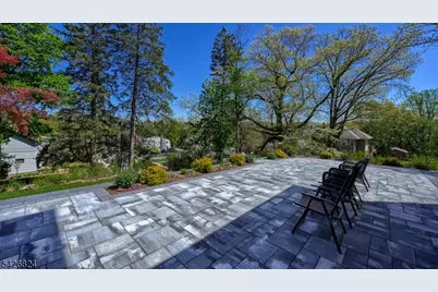 39 Elm St, Butler, NJ 07405 - Photo 5