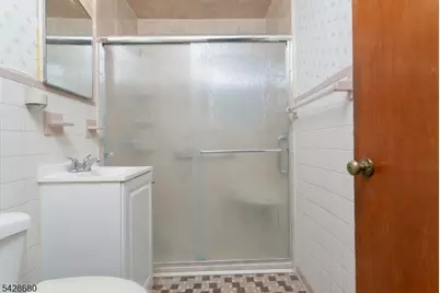161 Beachwood Rd, Parsippany, NJ 07054 - Photo 15