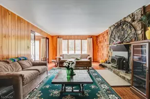 49 Frog Hollow Rd, Tewksbury Township, NJ 07830 - Photo 3