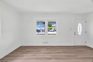 414 S Pine Ave, Sayreville, NJ 08879 - Photo 9