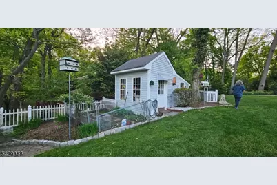 309 Paul Ct, Wyckoff Township, NJ 07481 - Photo 7