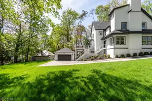 517 Park St, Montclair, NJ 07043 - Photo 43