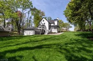 517 Park St, Montclair, NJ 07043 - Photo 39