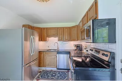 70 Cedar Tree Dr, Vernon, NJ 07422 - Photo 13