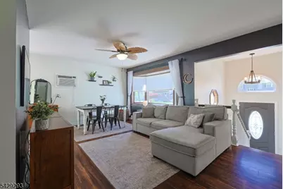 70 Cedar Tree Dr, Vernon, NJ 07422 - Photo 3