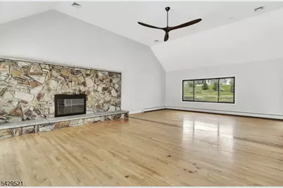 136 Carlough Rd, Upper Saddle River, NJ 07458 - Photo 7