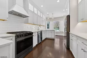 6 Osprey Ct, Washington Township, NJ 07882 - Photo 9