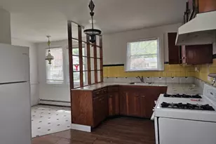 34 Walnut Ave, Pompton Lakes, NJ 07442 - Photo 3