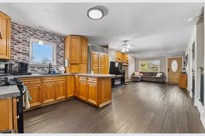 53 Pequannock Ave, Pequannock Township, NJ 07440 - Photo 7