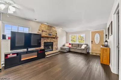 53 Pequannock Ave, Pequannock Township, NJ 07440 - Photo 5