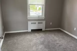 37 Center St, Belleville, NJ 07109 - Photo 5