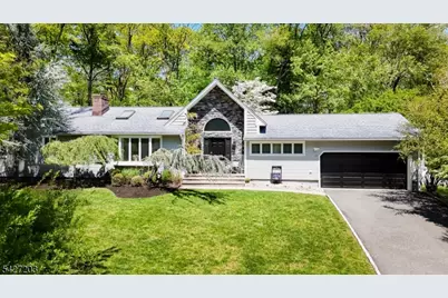 19 Highview Ter, Cedar Grove, NJ 07009 - Photo 1