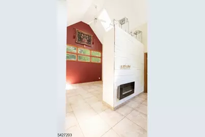 19 Highview Ter, Cedar Grove, NJ 07009 - Photo 3