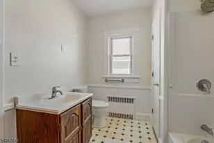 40 Franklin Pl, Morris Plains, NJ 07950 - Photo 21