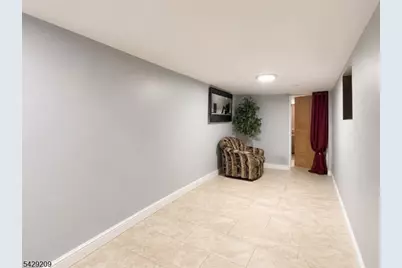 57 Highland St, Paterson, NJ 07524 - Photo 25