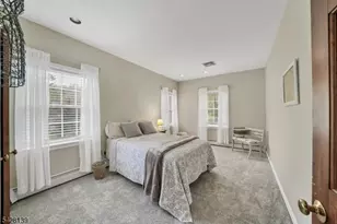 8 Chestnut St, Washington Township, NJ 07853 - Photo 27