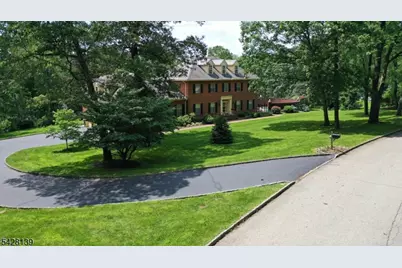 8 Chestnut St, Washington Township, NJ 07853 - Photo 43