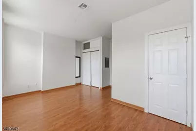 394 Woodlawn Ave #2, Jersey City, NJ 07305 - Photo 27