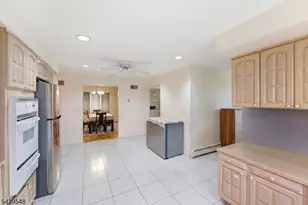 767 Kingsland Ave, Ridgefield, NJ 07657 - Photo 7