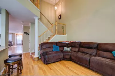 115 Constitution Way, Bernards Township, NJ 07920 - Photo 9