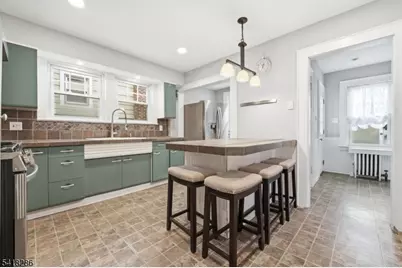 219 Overlook Ave, Belleville, NJ 07109 - Photo 3