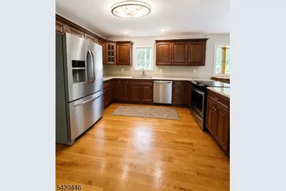 48 Silver Grove Rd, Hardyston Township, NJ 07460 - Photo 3