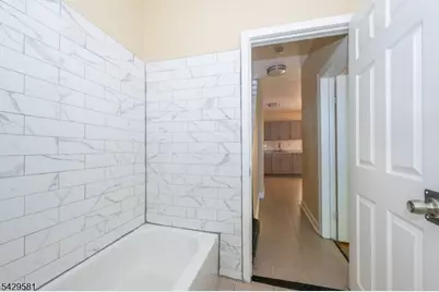120 Sunset Ave, Newark, NJ 07106 - Photo 23