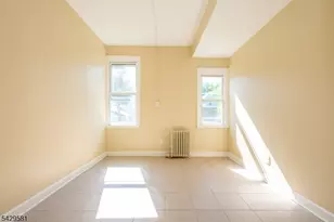 120 Sunset Ave, Newark, NJ 07106 - Photo 17