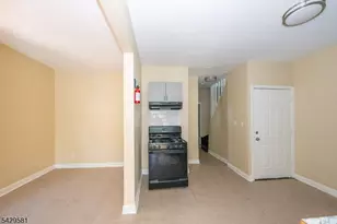 120 Sunset Ave, Newark, NJ 07106 - Photo 11