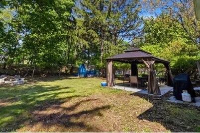 170 Marion Ct, Pompton Lakes, NJ 07442 - Photo 33