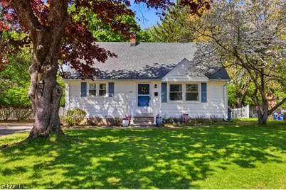 170 Marion Ct, Pompton Lakes, NJ 07442 - Photo 1