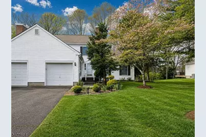 170 Smithfield Ct, Bernards Township, NJ 07920 - Photo 1