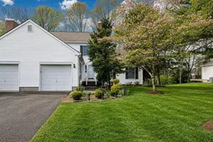 170 Smithfield Ct, Bernards Township, NJ 07920 - Photo 1