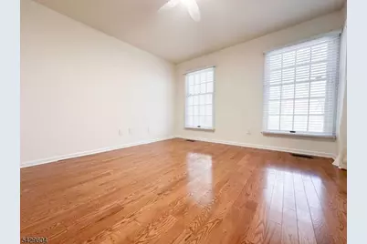 170 Smithfield Ct, Bernards Township, NJ 07920 - Photo 7