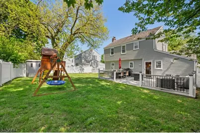36 Burlington Rd, Clifton, NJ 07012 - Photo 21