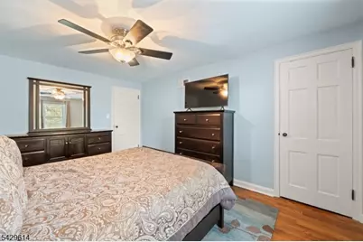 36 Burlington Rd, Clifton, NJ 07012 - Photo 13