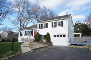 2431 Coles Ave, Scotch Plains Township, NJ 07076 - Photo 3