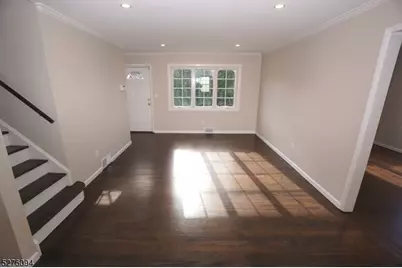 2431 Coles Ave, Scotch Plains Township, NJ 07076 - Photo 5