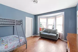 176c Parker St, Newark, NJ 07104 - Photo 7