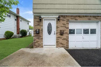 424 Bartlett St, Roselle, NJ 07203 - Photo 15