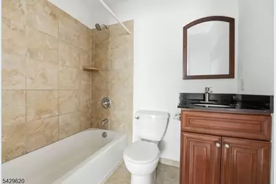 594-596 Jefferson Ave #104, Elizabeth, NJ 07201 - Photo 3