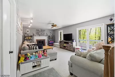63 Skyline Dr, Sparta Township, NJ 07871 - Photo 19