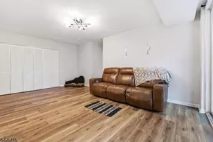 462 D River R, Nutley Twp., NJ 07110 - Photo 11