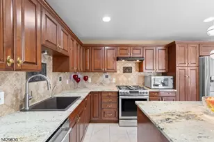 1553 Alps Rd, Wayne, NJ 07470 - Photo 7
